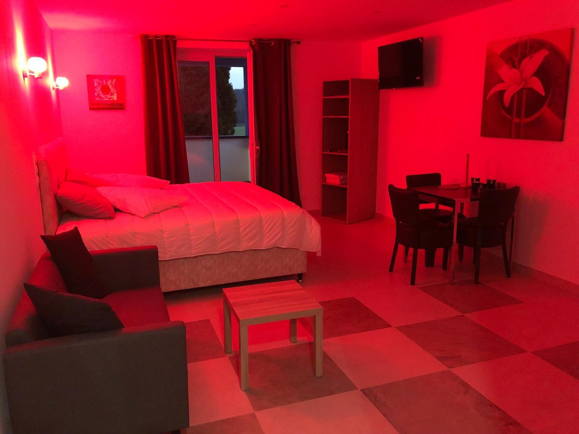 Belle Man Bed and Breakfast Longevelle-sur-Doubs Eksteriør billede